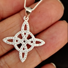 Collar Nudo de Bruja Luz